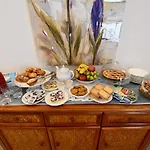 La Petite Maison